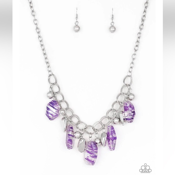 🟣🩶🟣 “CHROMA DRAMA” PURPLE NECKLACE WITH FREE EARRINGS ~ PAPARAZZI❗️🟣🩶🟣 - Picture 4 of 5